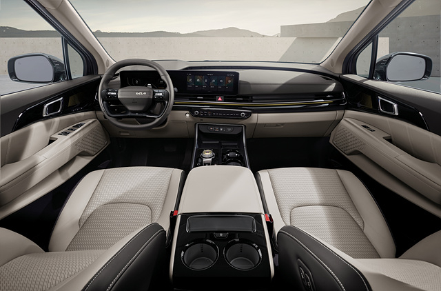 (사진2) The 2026 카니발 하이리무진 내장.jpg