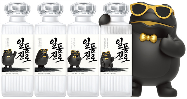 [하이트진로 사진자료] 일품진로 블랙껍에디션 4종 이미지.jpg