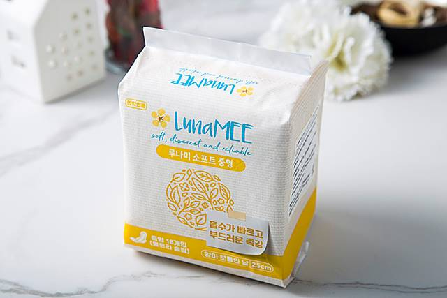 [쿠팡 이미지] 루나미 소프트 국내산 중형 생리대 날개형 상품 이미지.jpg