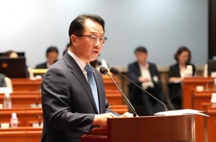 제때 치우지 않은 ‘훈증더미’, 대형 산불 불쏘시개 됐다
