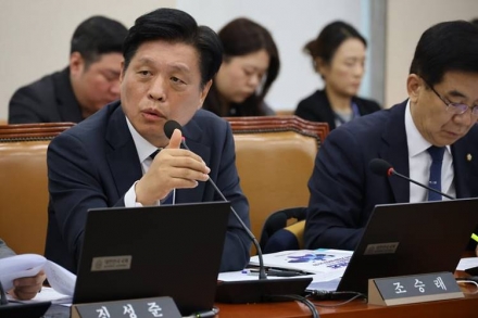 중소기업엔 ESG 강조하면서… 수출입은행, ‘내로남불 경영’ 도마 위에