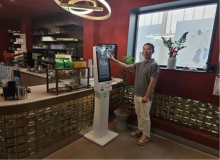 ‘카페창고’ 조민규 대표 “키오스크로 인건비 30~35% 절감