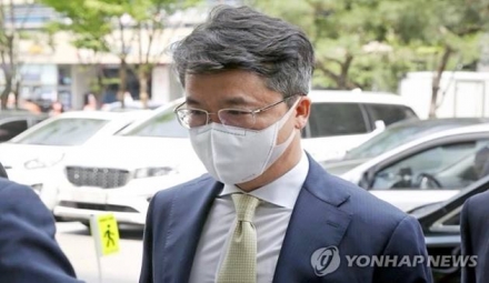 60억 원 배임·횡령’ 박현종 전 bhc 회장, 첫 공판 앞두고 ‘전관 초호화 변호인단’ 논란