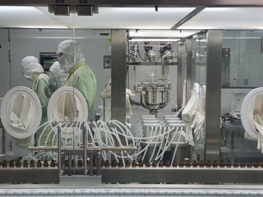국내 개발 mRNA 코로나19 백신 ‘QTP104’ 임상시험 착수