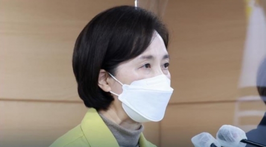 "유·초등생 개학 앞두고 ‘자가진단키트’ 무료 지원"