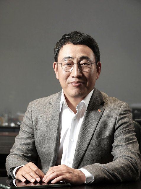AI 컴퍼니 비전 3대 전략 밝힌 유영상 SKT 대표