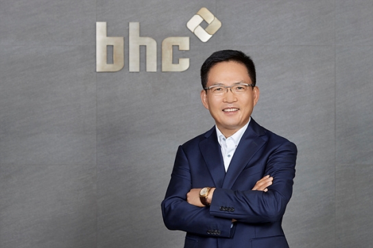 bhc치킨,10년 만에 치킨업계 매출액1위 올라