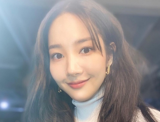 빗썸 관련 박민영 검찰 조사 · 출국금지