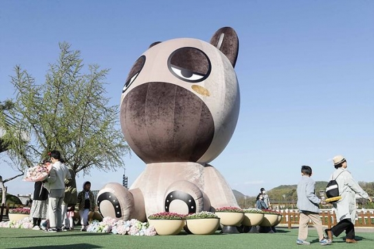 렛츠런파크 서울 벚꽃지고…NFT 페스티벌과 강원 직거래장터 등 열려