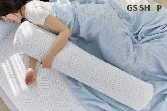 더운 날씨와 전기료 인상 소식에 냉감 침구 판매 263% 증가