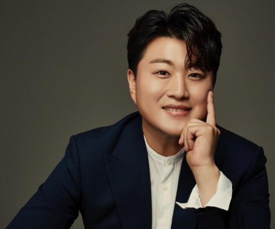 '뺑소니'한 김호중, 자중 없이 공연 강행