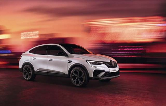 2026년형 쿠페형 SUV ‘르노 아르카나’ 출시… 가격 2300만 원부터