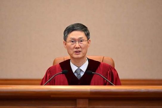 문형배 "윤석열 파면"… 헌법재판관 전원 일치