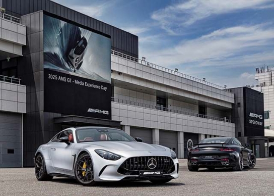[시승기] '포르쉐 911, 비켜' AMG GT 55, 짐승이 돌아왔다