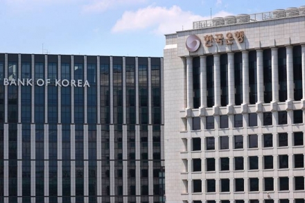 27조 벌고 기부는 고작 0.004%…한국은행의 ‘인색한 사회공헌’