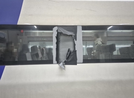 “깨진 창에 테이프”…또 반복된 KTX 임시조치 논란