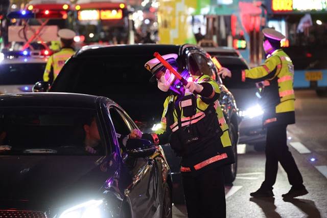 “음주 단속 피하려 술 더 마시면 면허 취소”