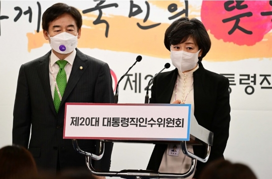 이르면 23년부터 '만 나이'로 통일...최대 2살↓