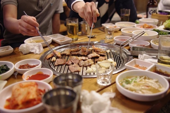 나이속인 청소년에 술·담배 판매한 소상공인, 3월말부터 법적 보호